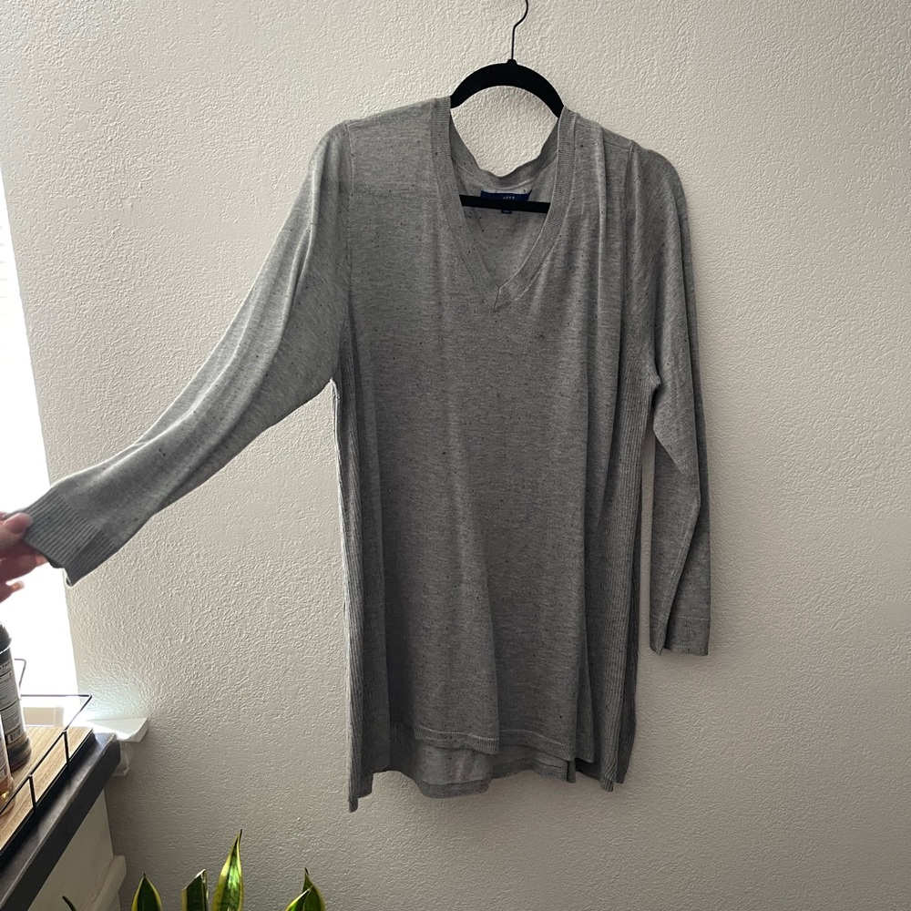 Grey sweater